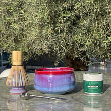 Load image into Gallery viewer, مجموعة وعلبة شاي الماتشا باللون البنفسجي