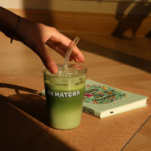 Load image into Gallery viewer,  (Matcha Made in Heaven) كوب زجاجي مع غطاء و عود 
